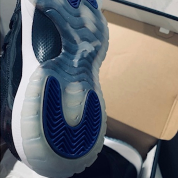 2016
Air Jordan 11 Retro BG 'Space Jam' 2016 - Picture 3 of 4